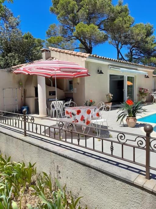 Villa Le Bosquet En Luberon. Ménerbes Eksteriør bilde